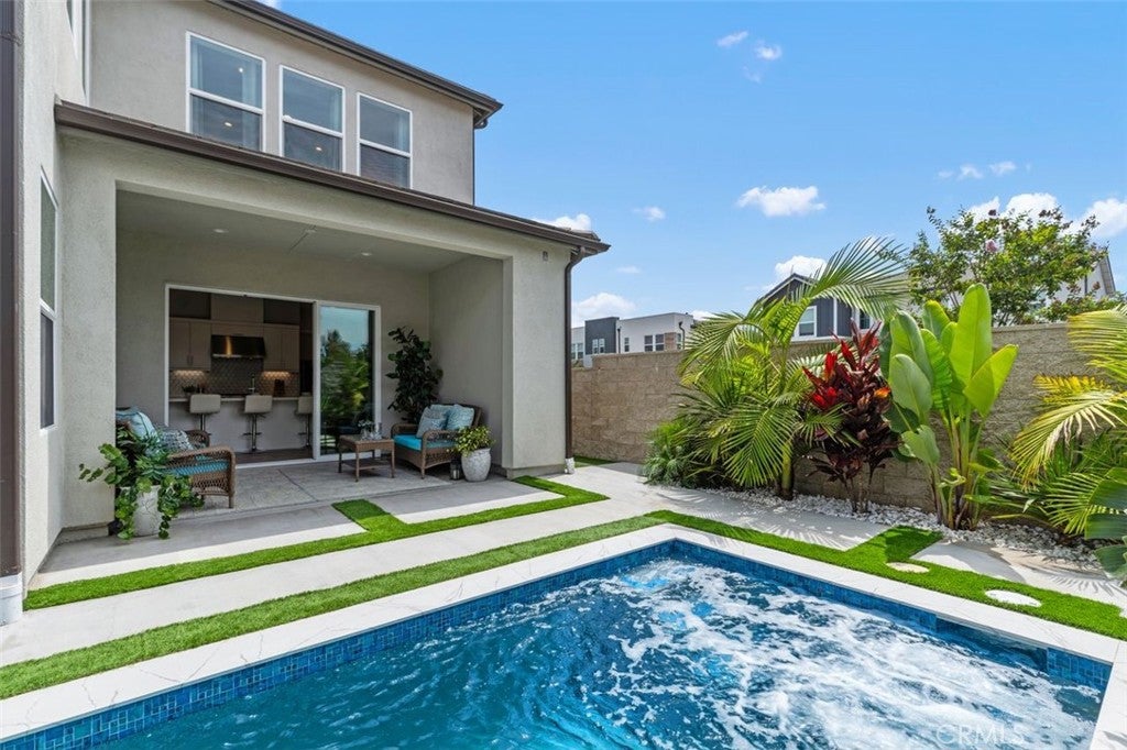 111 Edna Parkway, Lake Forest CA 92630