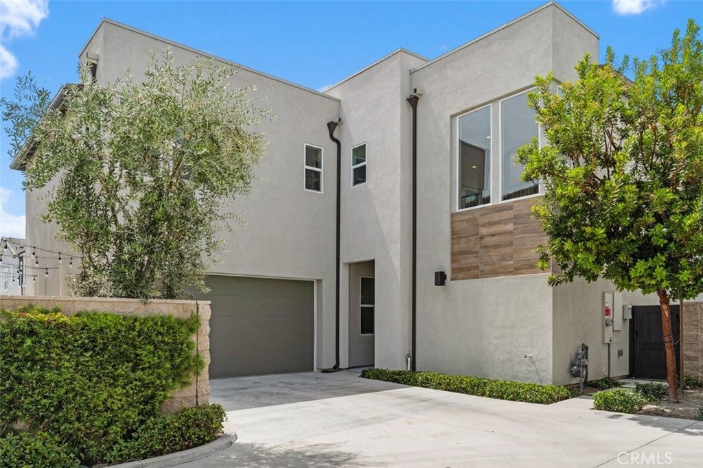 111 Edna Parkway