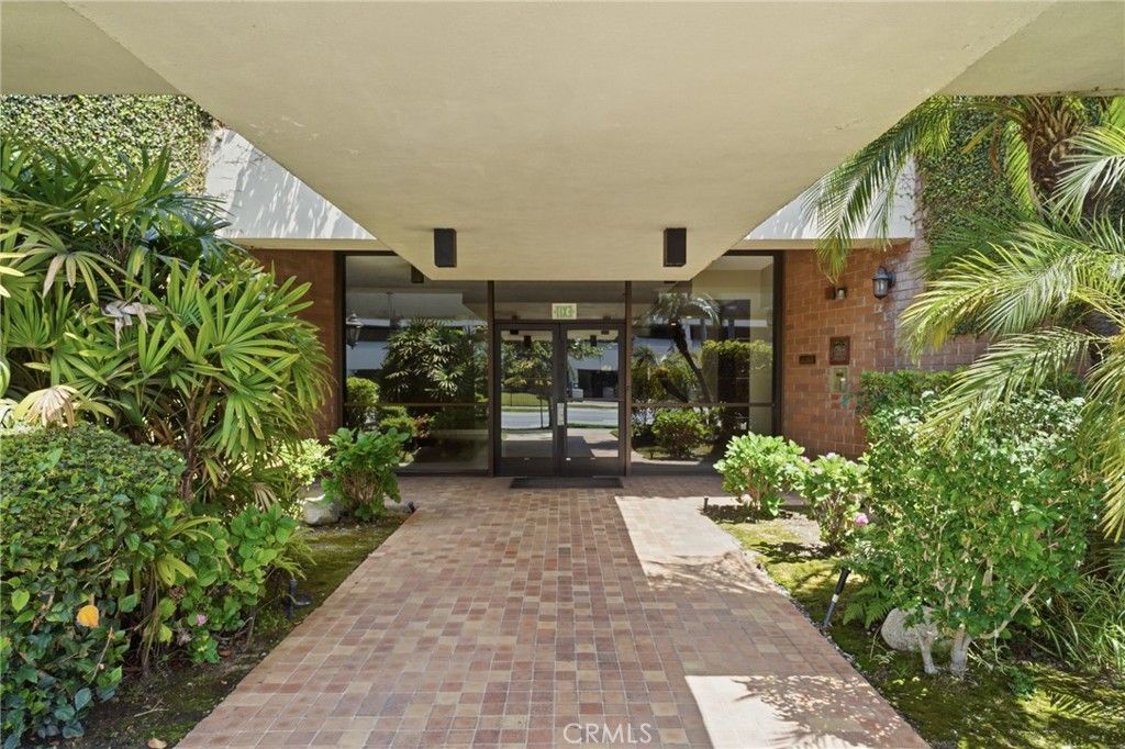 Photo of 4477 Wilshire, Los Angeles, CA 90010 (MLS # PW26108510)