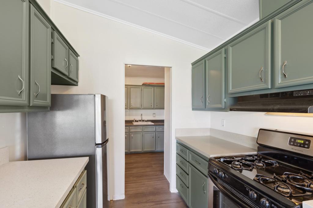 Suncrest Country Clb - Manufactured In Park