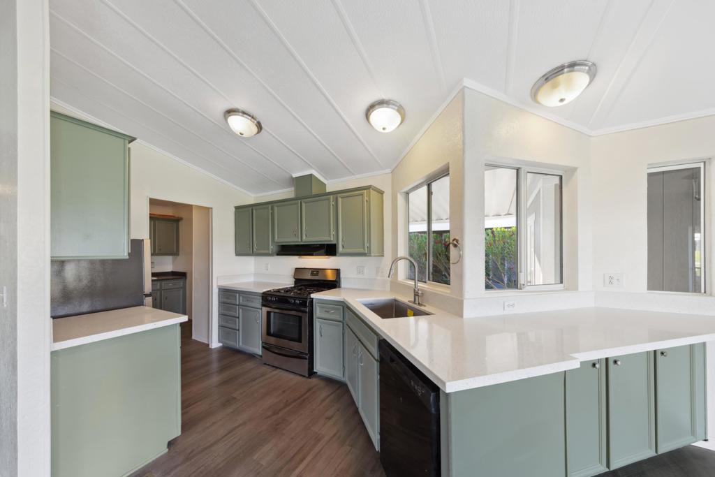 Suncrest Country Clb - Manufactured In Park