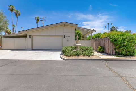 Photo of 74558 Monteverde Way, Palm Desert, CA 92260 (MLS # 219150296DA)