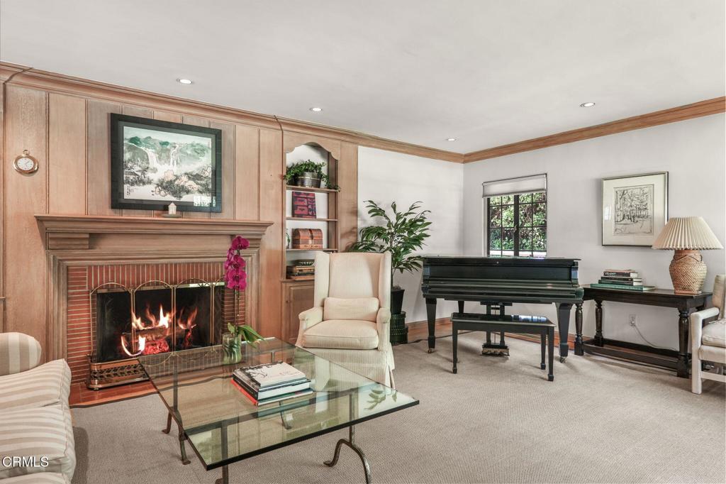 Properties 2 818 Huntington Garden Drive