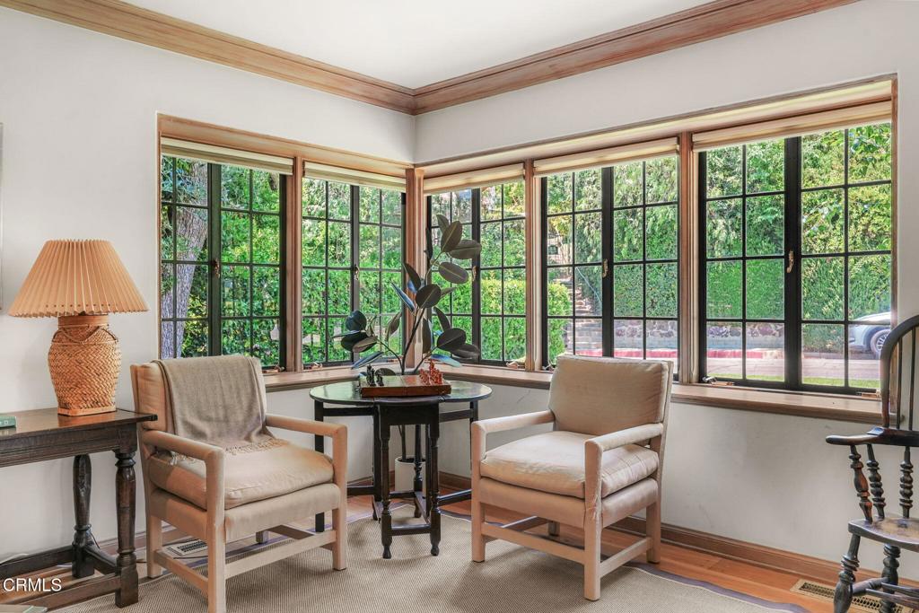 Properties 4 818 Huntington Garden Drive