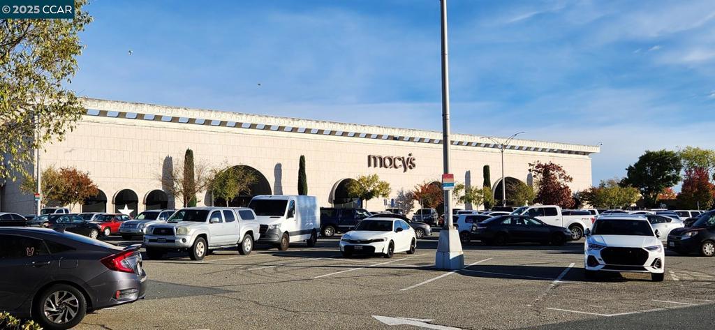 RANCHO MONTE - Residential