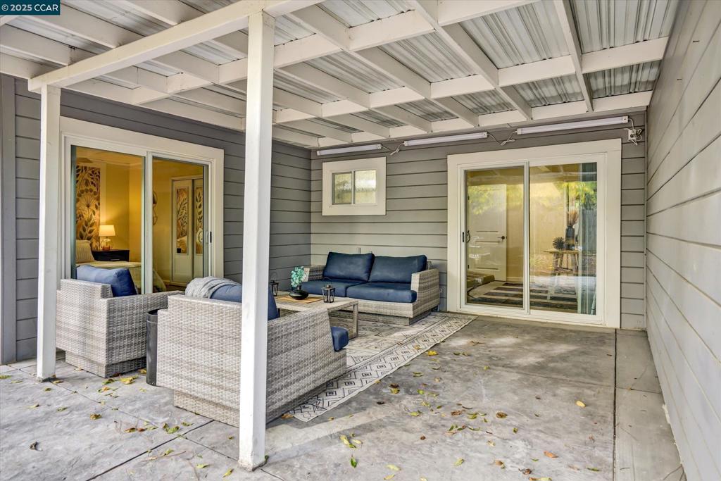 RANCHO MONTE - Residential