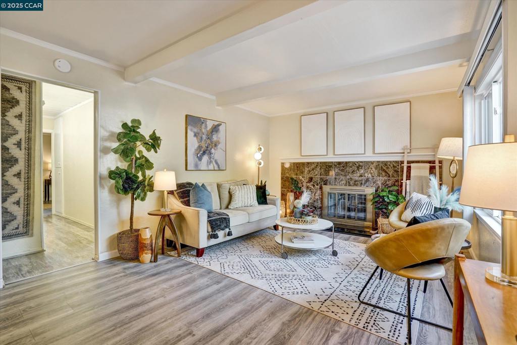 RANCHO MONTE - Residential