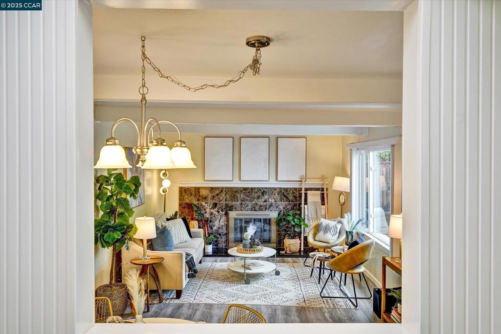 RANCHO MONTE - Residential