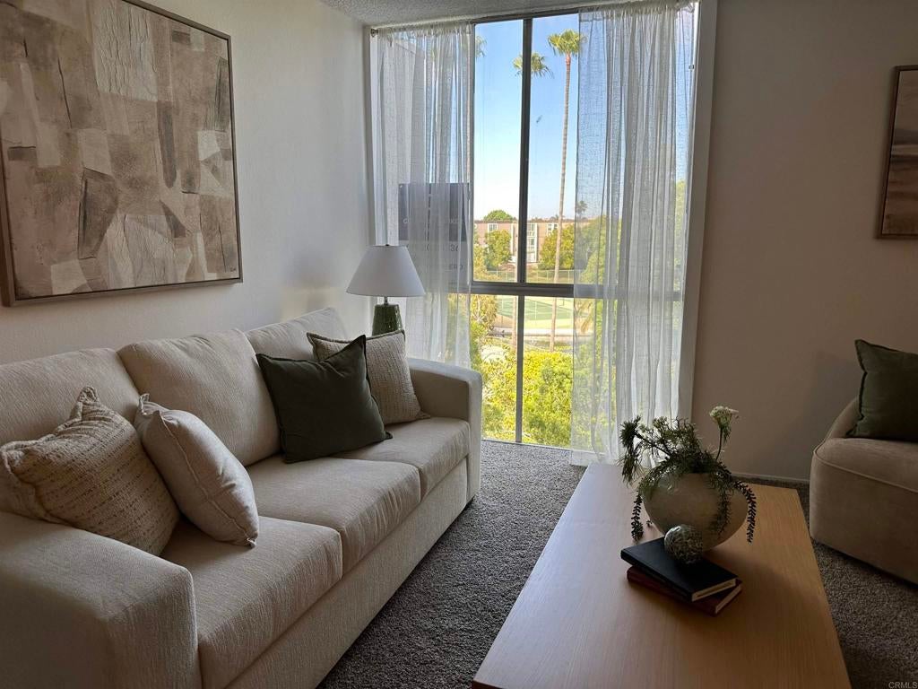 3050 Rue D'Orleans 421, San Diego CA 92110
