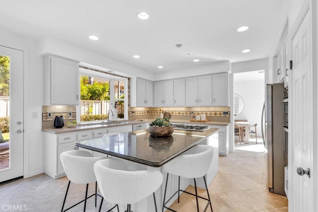 808 Carnaros, San Clemente CA 92672 - Photo 12