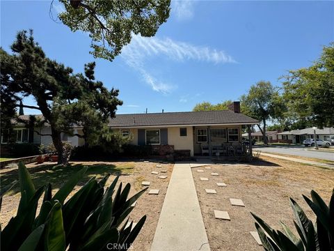 Photo of 3180 Primavera Street, Pasadena, CA 91107 (MLS # CV26069301)