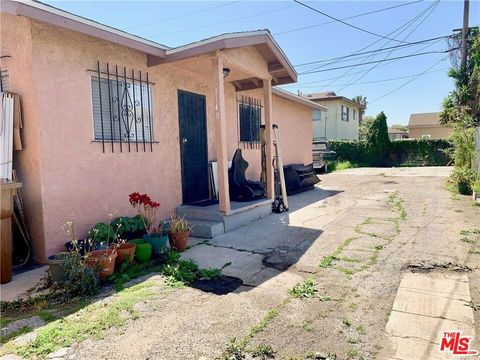Photo of 1140 W 89th Street, Los Angeles, CA 90044 (MLS # 26641575)