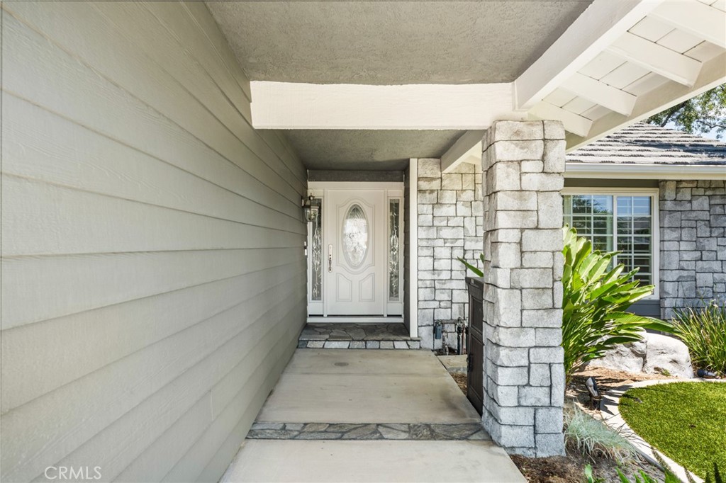25805 Chapel Hill