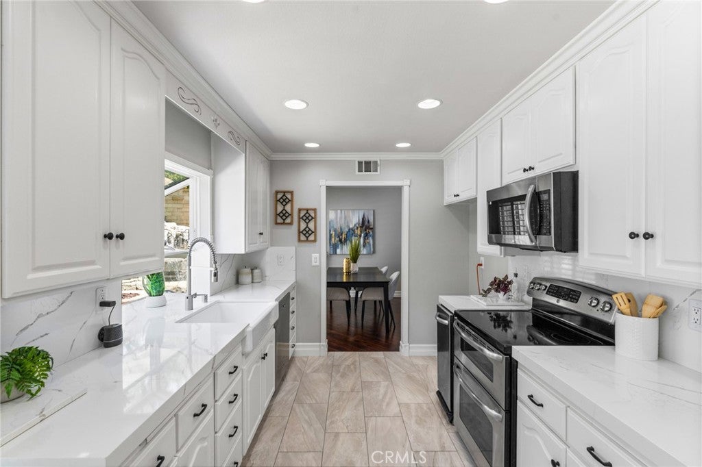 25805 Chapel Hill, Lake Forest CA 92630 - Photo 15