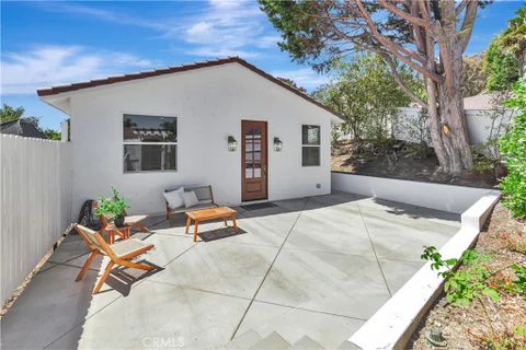 MLS: OC26194934