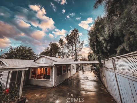 Photo of 6701 Gaylord St, Riverside, CA 92505 (MLS # IV25275234)