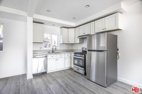 Photo of 1324 Toberman Street #1/4, Los Angeles, CA 90015 (MLS # 25614093)