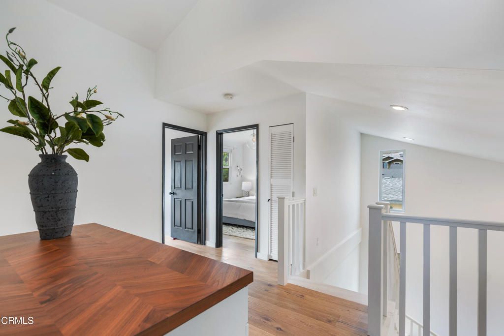 listing image 130723593082470932791