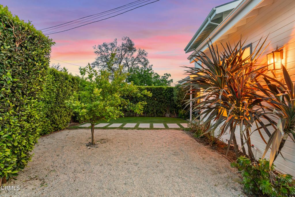 listing image 130728861993255994343