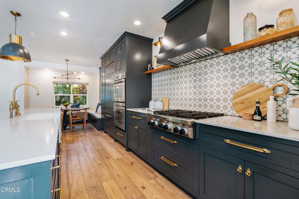 listing image 130725743581829311151