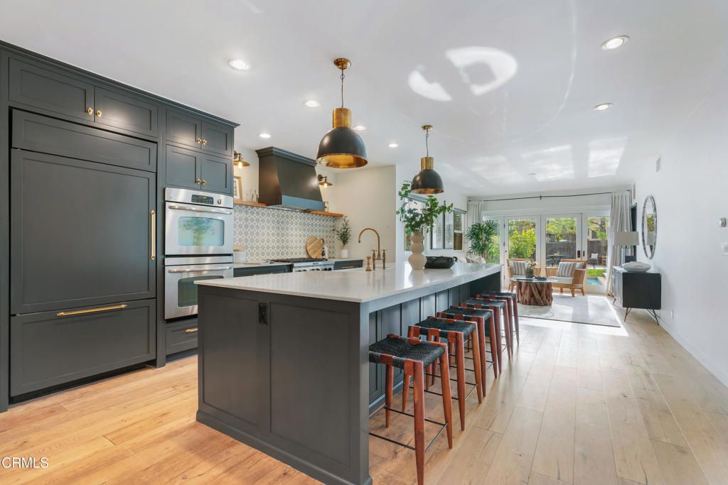 listing image 130726682382290002686