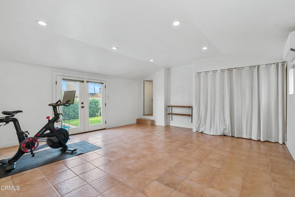 listing image 130729476309700411320