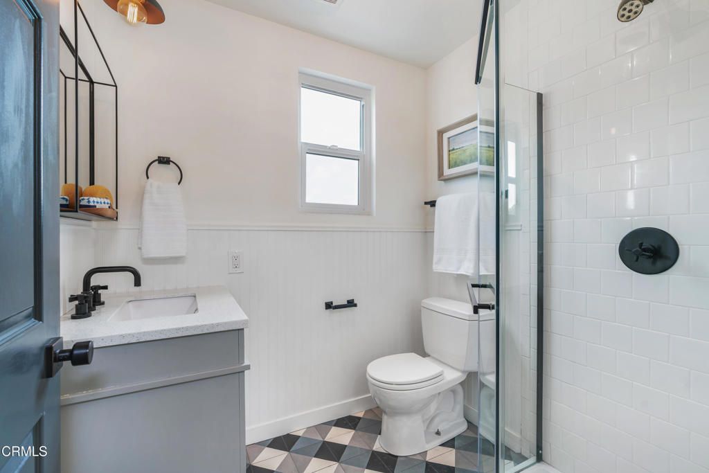 listing image 130725733062239737225