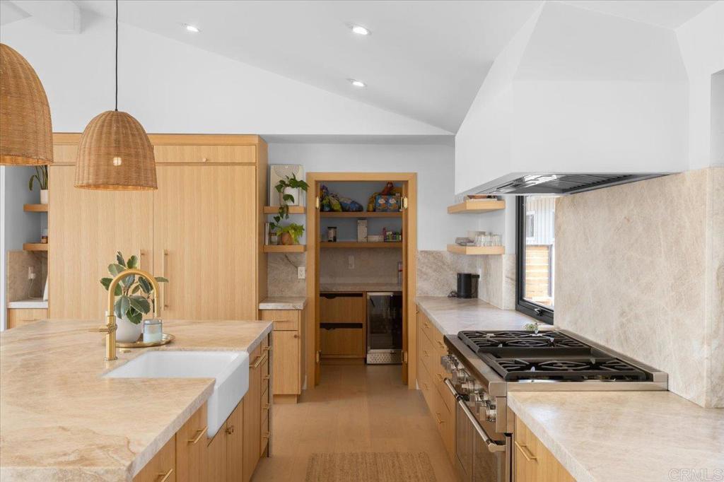 3170 Falcon Drive