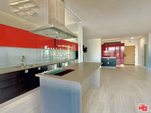 Photo of 999 DOHENY Drive #706, West Hollywood, CA 90069 (MLS # 26991713)