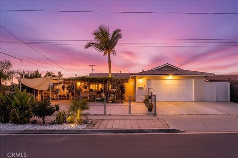 4901 Siesta Dr Oceanside CA 92057