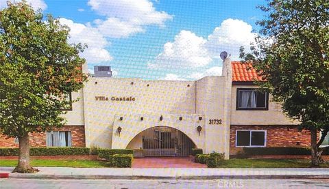 Photo of 31732 Ridge Route Rd #211, Castaic, CA 91384 (MLS # SR26074917)