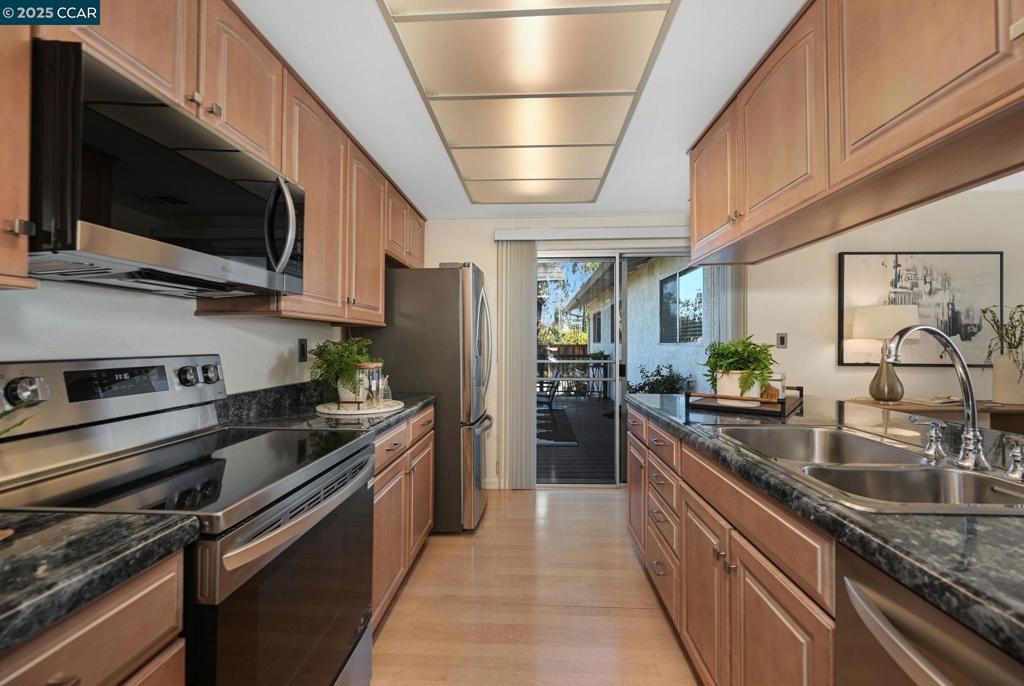 TURTLE CREEK - Residential