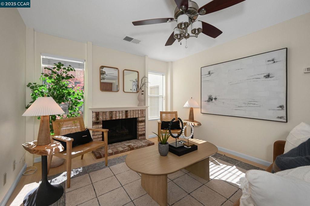 TURTLE CREEK - Residential