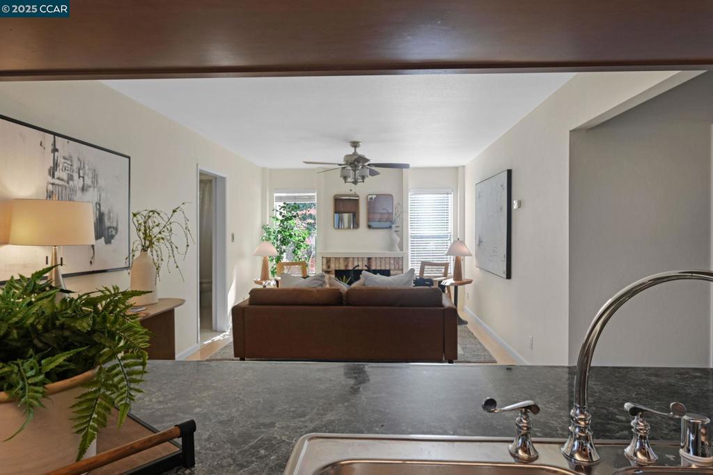 TURTLE CREEK - Residential