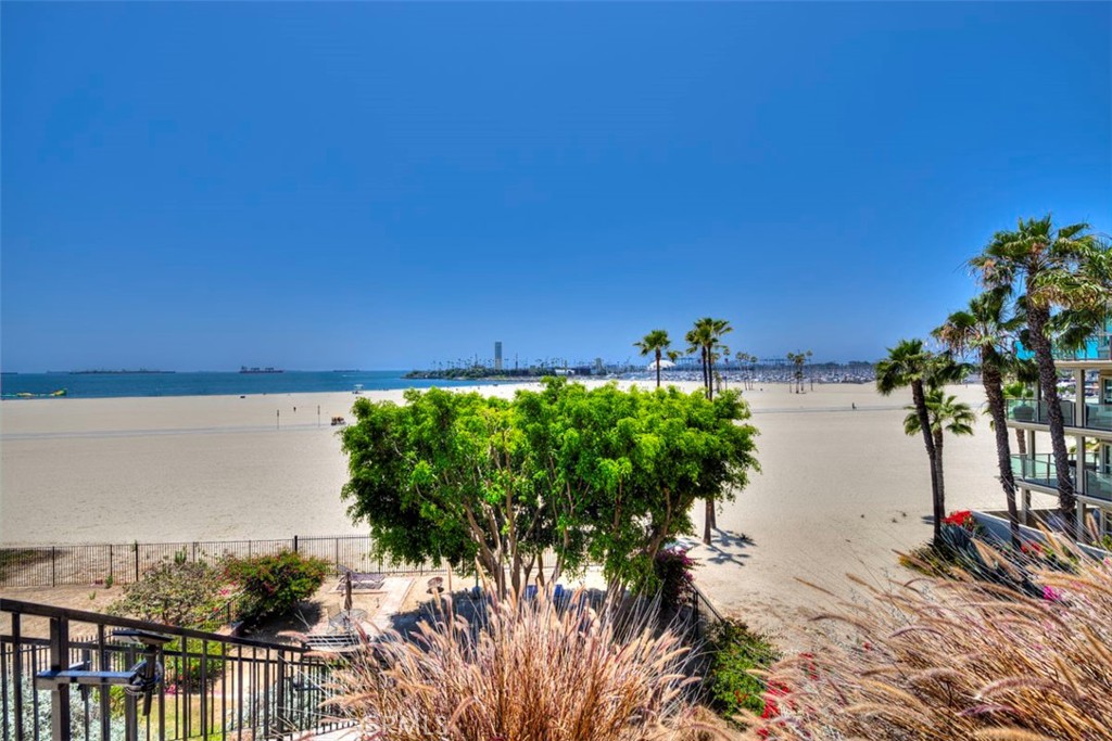Alamitos Beach (AB) - Residential
