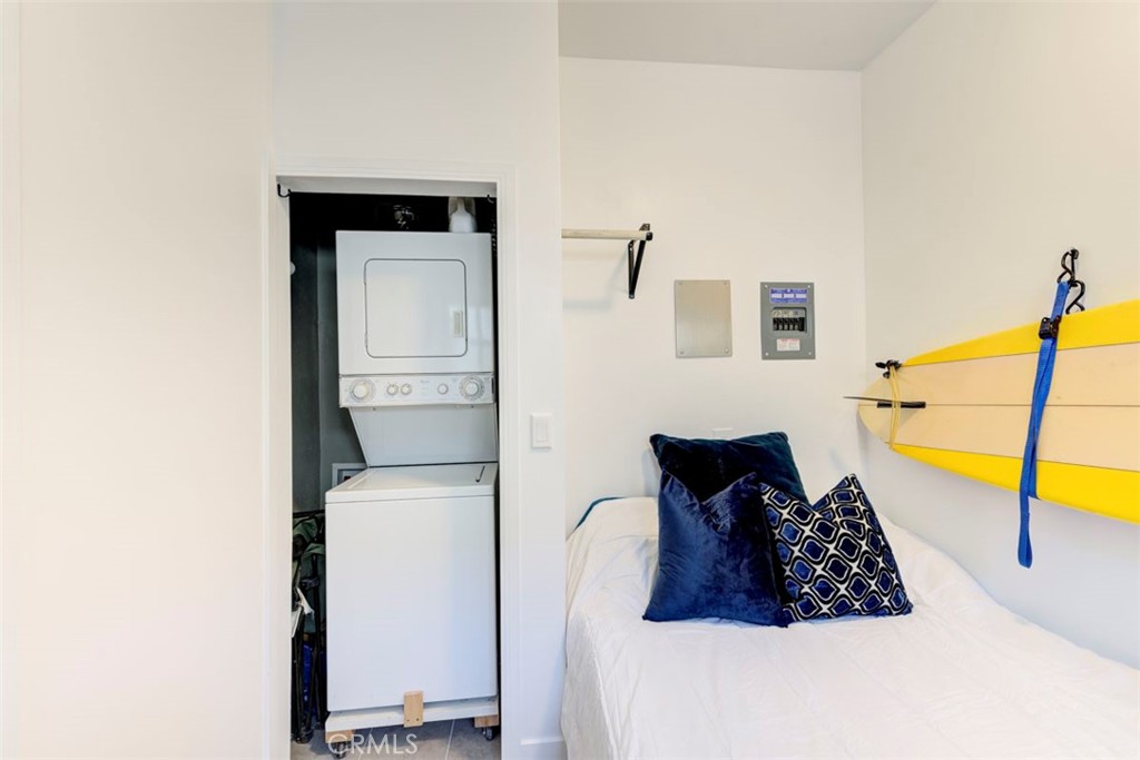 Alamitos Beach (AB) - Residential