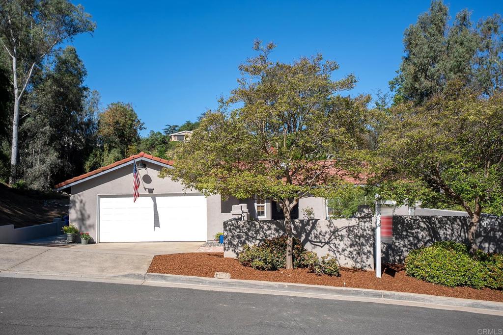 1668 Avenida Cherylita