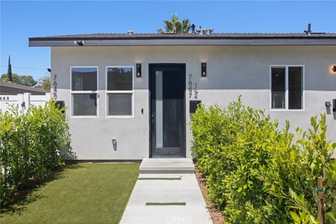 Photo of 7647 1/2 Melvin Avenue, Reseda, CA 91335 (MLS # SR26136579)