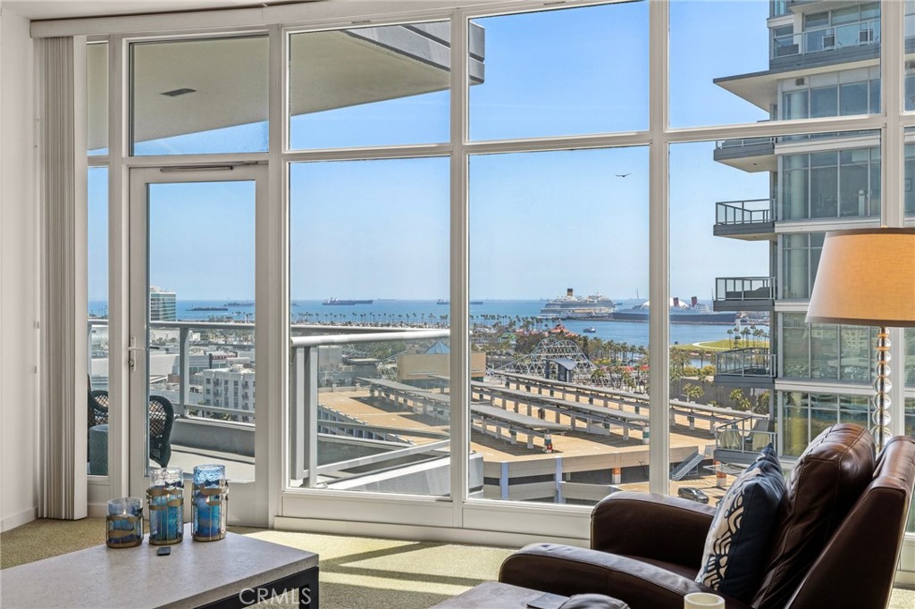 400 W Ocean Boulevard 1202
