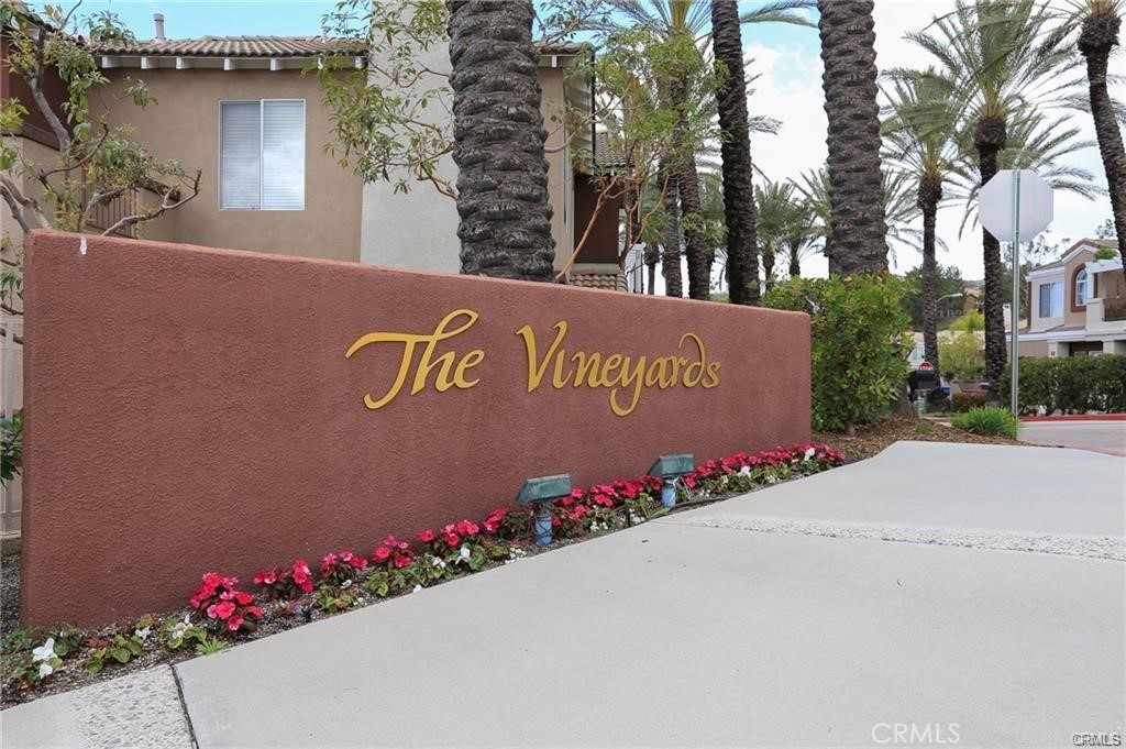 5 Santa Barbara Court