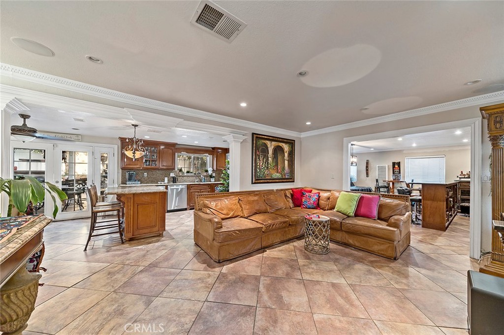 1704 Pass And Covina Road