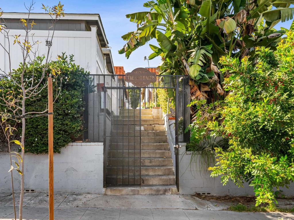 3584 Chamoune Avenue