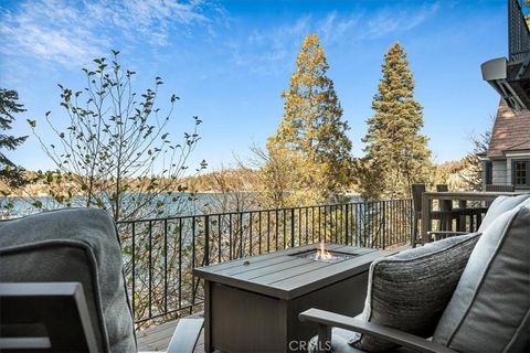 28906 Palisades Drive Lake Arrowhead CA 92352