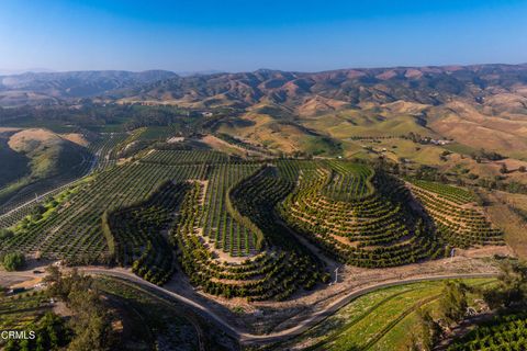 Photo of 15295 Middle Ranch Rd, Moorpark, CA 93021 (MLS # V1-35662)