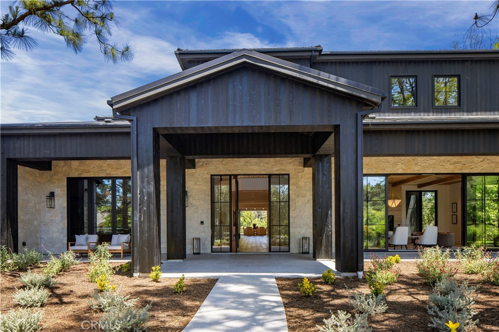 24341 ROLLING VIEW Road