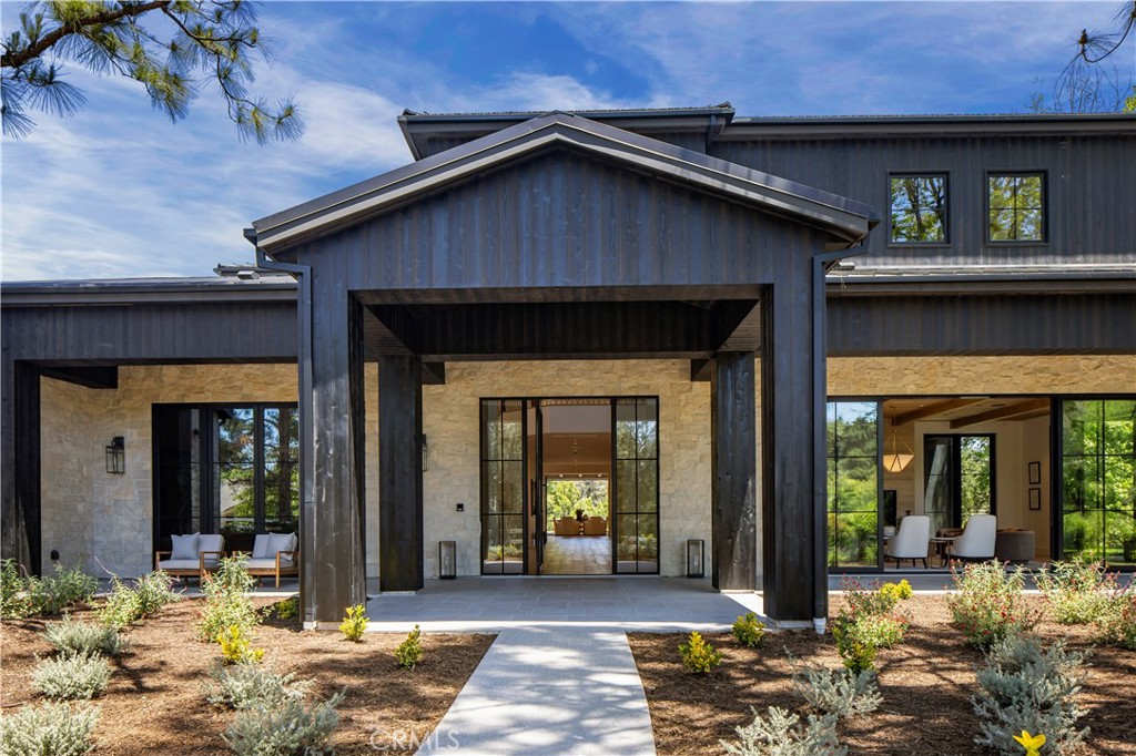 24341 ROLLING VIEW Road
