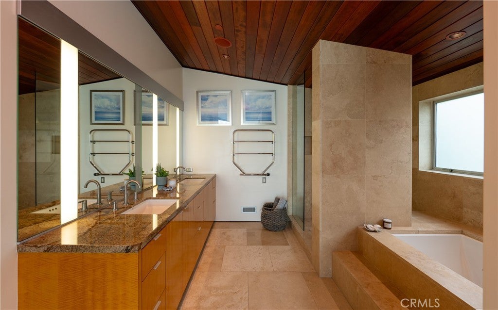 856 Diamond Street, Laguna Beach CA 92651 - Photo 10