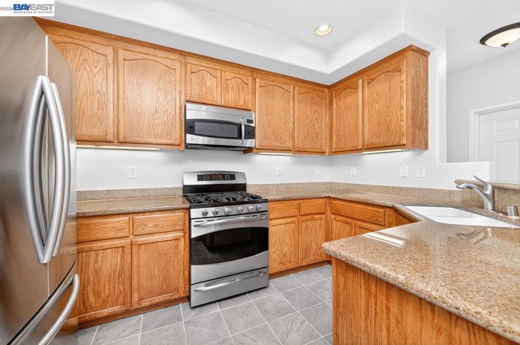 Properties 2 3391 Monaghan St