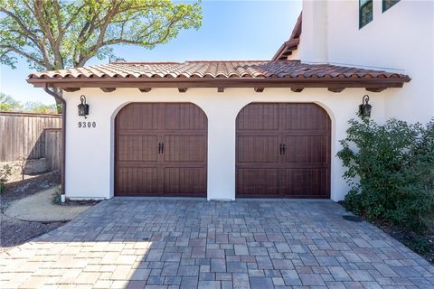 Tiny photo for 9300 Via Castillo, Atascadero, CA 93422 (MLS # NS26068519)