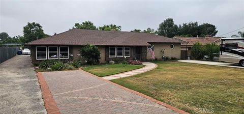 Photo of 14820 Bledsoe ST, Sylmar, CA 91342 (MLS # SR26104154)